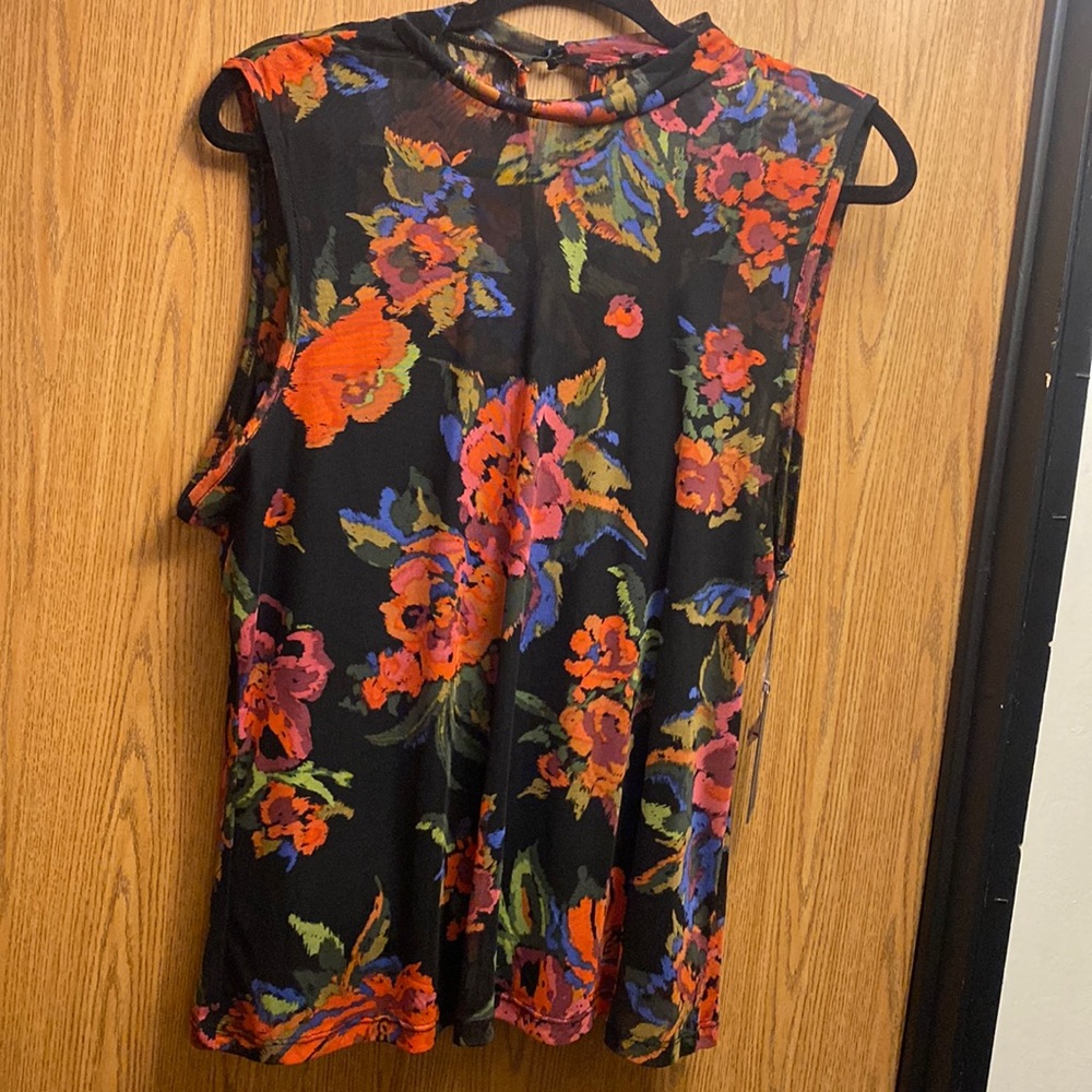 Vince Camuto Black Floral Sleeveless Top with Red & Purple Blooms